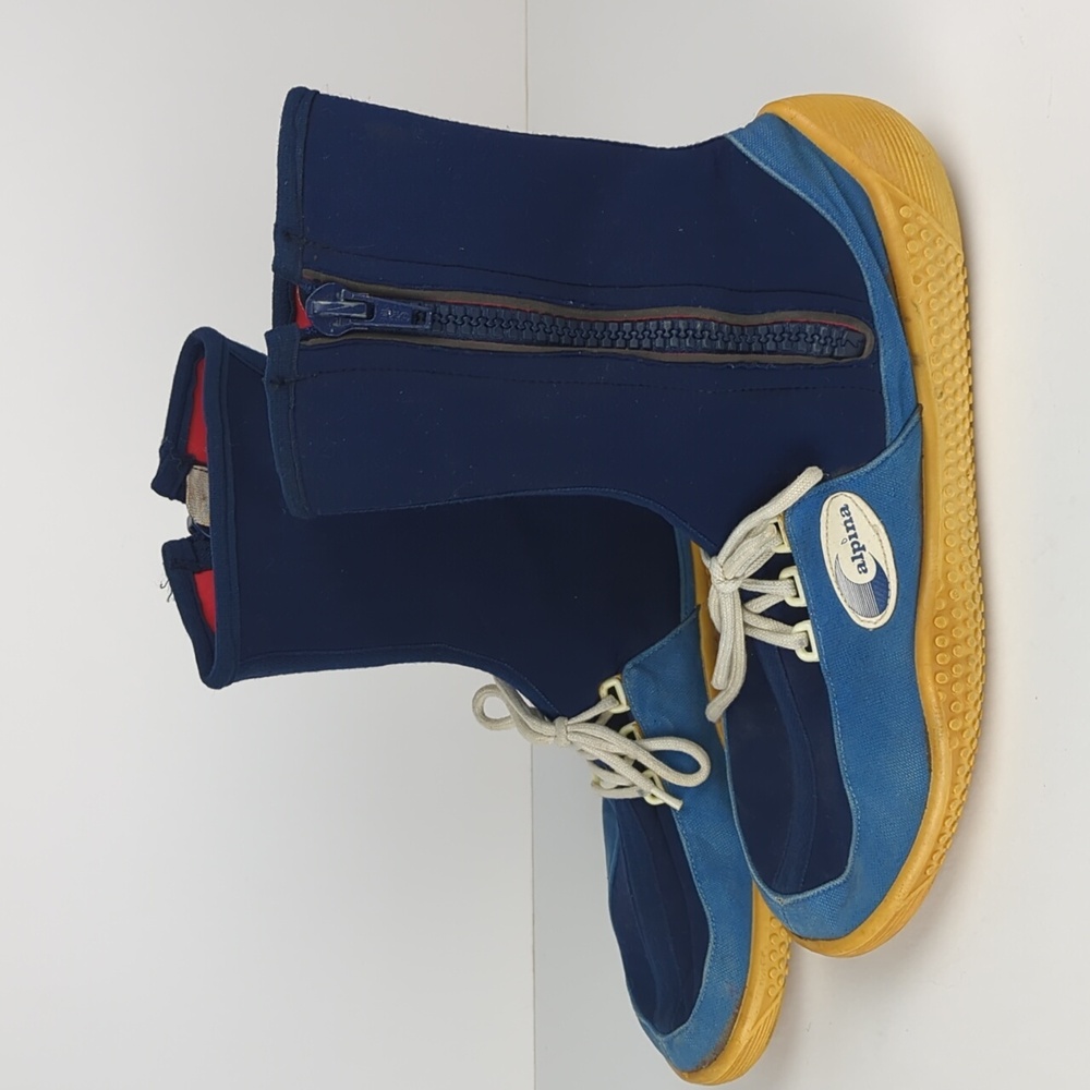 VINTAGE 60s 70s Men's Alpina Blue Neoprene Water Sock Shoes